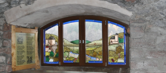 Neues Fenster im Burgkeller Burgfenster