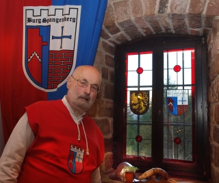 Dr. Hubert Puhl